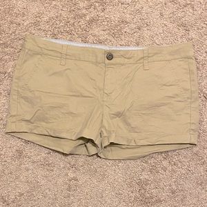 Tan khaki shorts